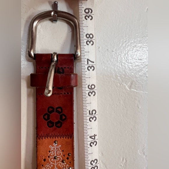 Fossil Leather Belt - Picture 6 of 6